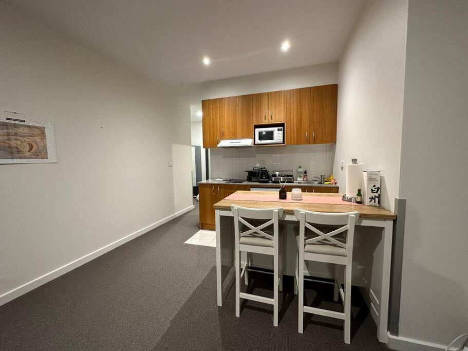 Premium Corporate Studio + Yarra Views Appartement Melbourne Buitenkant foto