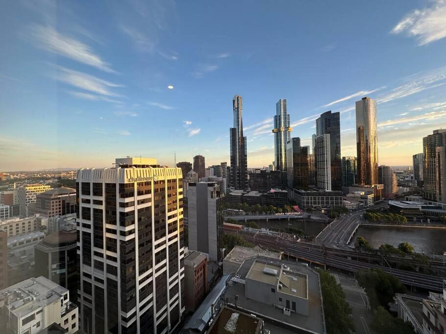 Premium Corporate Studio + Yarra Views Appartement Melbourne Buitenkant foto