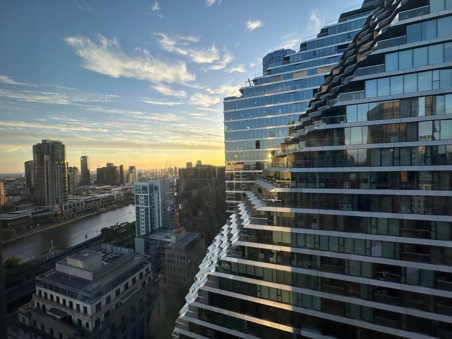 Premium Corporate Studio + Yarra Views Appartement Melbourne Buitenkant foto